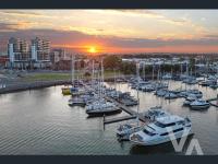 3 Bedroom Sub Penthouse Apartment in the heart of Newcastle - Chambres d'hôtes Wogamia