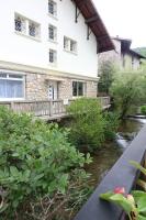 La Marionnade - Maison de village, Sauna, Balnéothérapie, Borne VE - B&B