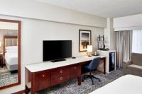 Executive King Room with Sofa Bed - Hearing Accessible/Upper Floor