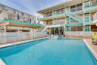 Wildwood Condo with Community Pool Walk to Beach! - B&B Wildwood