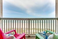 Beachfront Corpus Christi Condo with Pool Access! - B&B