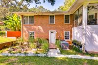 about 13 Mi to Atlanta Private Stone Mountain Getaway - B&B Stone Mountain