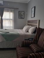 B&B Francistown - Serene Cottage - Bed and Breakfast Francistown