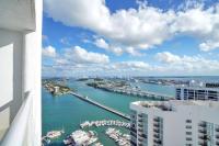 Sky High Penthouse! Water & City Views (top floor) - B&B Miami