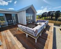 B&B Snells Beach - Brand new holiday home in Snells Beach - Bed and Breakfast Snells Beach