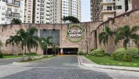 B&B Manilla - Urban getaway in Circulo Verde 1-BR with balcony w/ parking - Bed and Breakfast Manilla