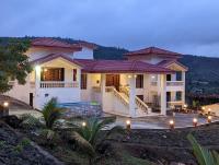 Colonial Villa pet friendly 3 bhk with outstanding views - B&B Lonavla