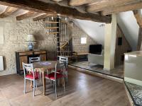 Gite des vieilles pierres - B&B Seigy