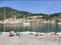 Ferrando Apartments Mary House, Le Grazie - B&B Portovenere