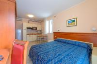 King Studio with Sofa Bed