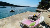 Lovely apartments on the private Beach - island Korčula - B&B Prižba