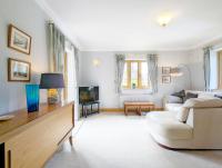 Wisteria Way, Tangmere - B&B Tangmere