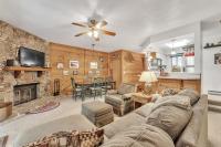 7 Springs Ski & Mountain Adventure Condo condo - Bed and Breakfast Champion