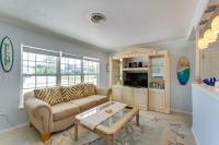 Pet-Friendly Venice Vacation Rental, 3 Mi to Beach - B&B Venice