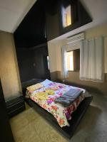 Casa em condomínio fechado-8 minutos do shop.Flamboyant - B&B Aparecida de Goiânia