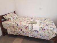 Twin Room with Shared Bathroom