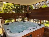 Bayview House with SAUNA and SPA by Ready Set Stay - B&B Cowes