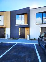 U Suites on Trieste Way - B&B Paraparaumu
