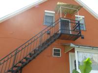 Joli Guesthouse - Bed and Breakfast Ordacsehi