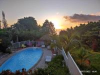 Bungalow Mabouya avec piscine - B&B