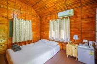 B&B Ban Cha-om - บ้านพักไวน์แคมป์ รีสอร์ท - Bed and Breakfast Ban Cha-om