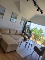 Bujtina Bezhani Gjinar - Ferienwohnung Elbasan