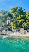 Lovely apartments on the private Beach - island Korčula - B&B