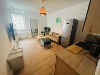 B&B Paderborn - City Apartment - 8 Bedrooms - 14 Beds - Fast WiFi - Kitchen - Bed and Breakfast Paderborn