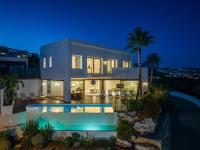 VACATION MARBELLA I Villa Paraiso The View, Infinity Heated Pool, Sea View, 24-7 security, Golf Courses - B&B