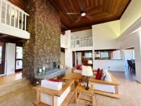 Coral Hale 5br 3ba Luxury Home, AC, Hot Tub and Stunning Views - Chambres d'hôtes Princeville