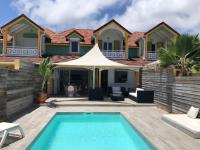 Villa BRUNEVA, Piscine-Privée – 150 m plage Orient-Bay - B&B