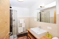 Two bedroom Apartment with Garden view