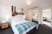 B&B Melbourne - Bright & Comfortable 1BR Unit in Trendy Brunswick! - Bed and Breakfast Melbourne