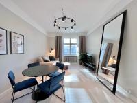 B&B Helsinki - Stylish flat next to metro - Bed and Breakfast Helsinki