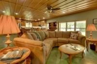 Unique Cotter Getaway with Deck and Outdoor Dining! - B&B Cotter