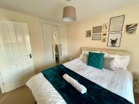 B&B Smisby - Silver Stag Properties, Comfy 2 BR Home in Ashby - Bed and Breakfast Smisby