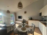 APARTAMENT W TRZĘSACZU - Ferienwohnung Trzesacz