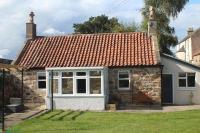 Carpenters Cottage- coastal stay with garden - B&B Pittenweem