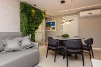 Caraíbas 202 – Lindíssimo Apartamento em Canto Grande, a 120 Metros do Mar - Piscina térreo. - Chambres d’hôtes Bombinhas