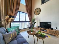 B&B Johor Bahru - Loft Suite Seaview near JB CIQ 8pax - Bed and Breakfast Johor Bahru