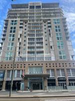 Embassy apartment free parking - B&B Adelaide