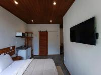 Triple Room with Bath