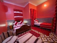 Basic Triple Room with Shared Bathroom