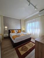 City Center Tirana luxury Orange Apartment 9A - Bed and Breakfast Tirana