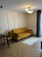 APARTAMENT DISCReeT SLeeP iN CITY CENTER PARKING GARAŻ KOZIA KIELCE - Chambres d'hôtes Kielce