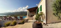 Villa Maxim with Private Pool and sea view near Zadar - Chambres d'hôtes Rovanjska