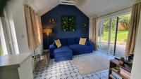 B&B Camborne - Hallegan Annexe with Private Garden and Woodland - Bed and Breakfast Camborne