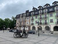 «ГОРИ́ЩЕ на площі Польський ринок» - B&B Kamyanets-Podilskyi