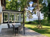 Flemma Gård Wing residence with lake view - B&B