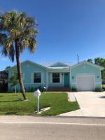 Cozy Coastal Cottage at Naples Bay, Pickleball, Botanical Garden - Chambres d’hôtes Naples